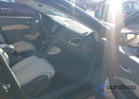 2013 Dodge Dart Limited z USA, uszkodzony, nr VIN 1C3CDFCA6DD306762